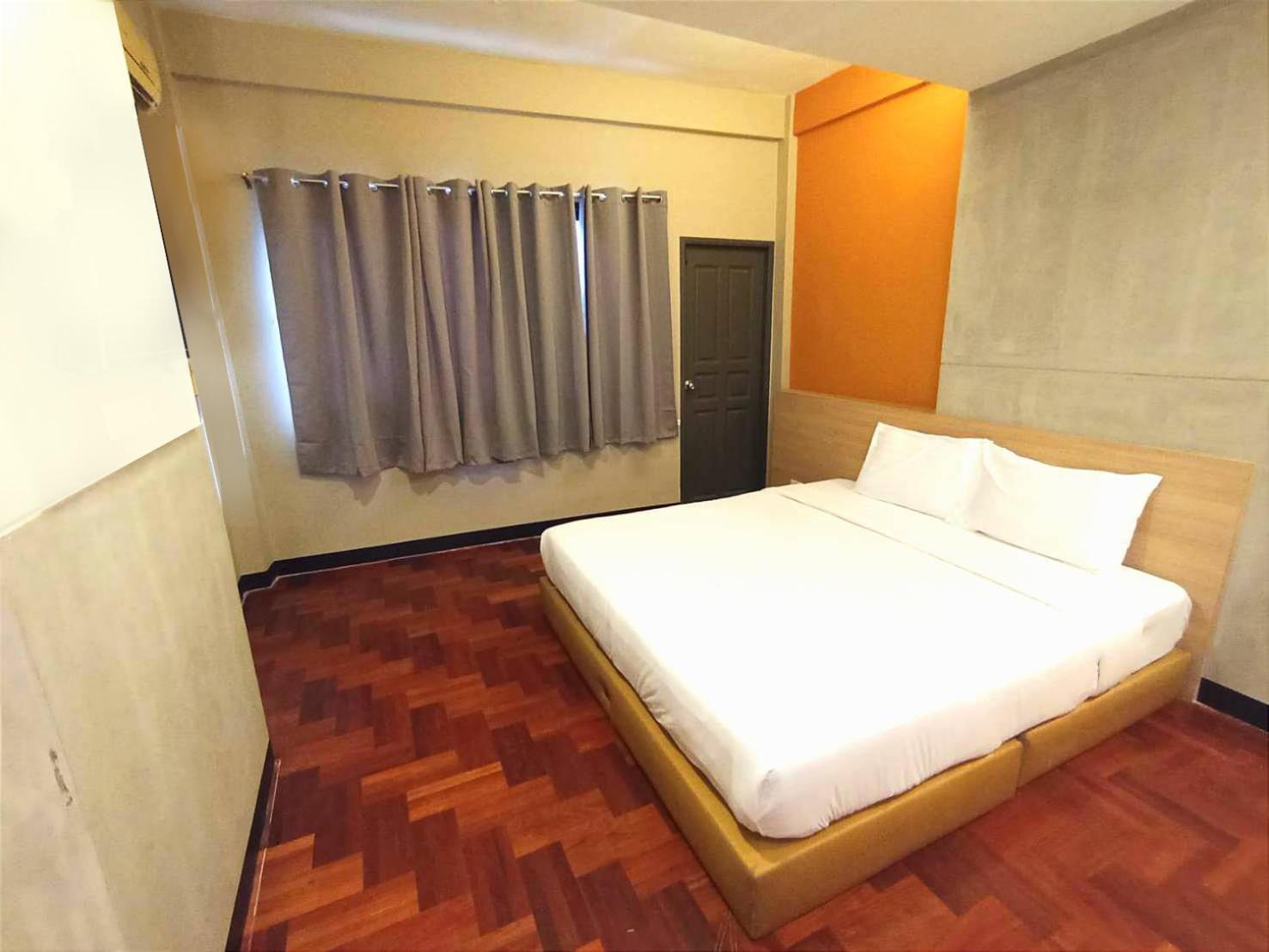Go Inn Silom - Bts Saint Louis Bangkok Zewnętrze zdjęcie